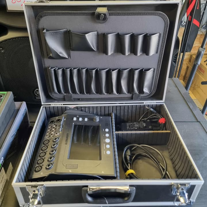 ALLEN & HEATH CQ12 T+ FLY
