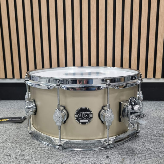 DW Performance 14" x 6.5" Snare Drum, Gold Mist